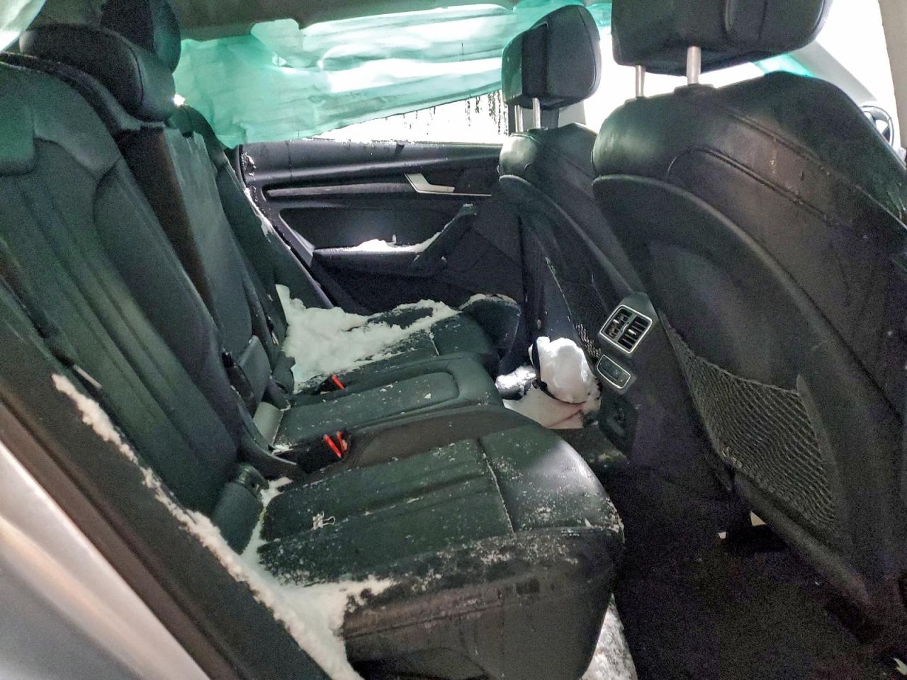 Audi Q5 Premium Plus Image 11