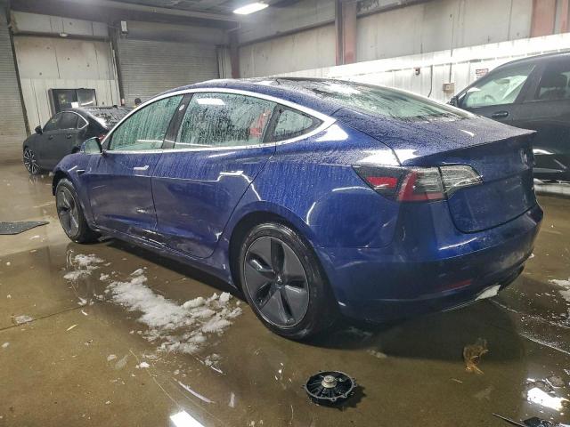 Tesla Model 3 Image 3
