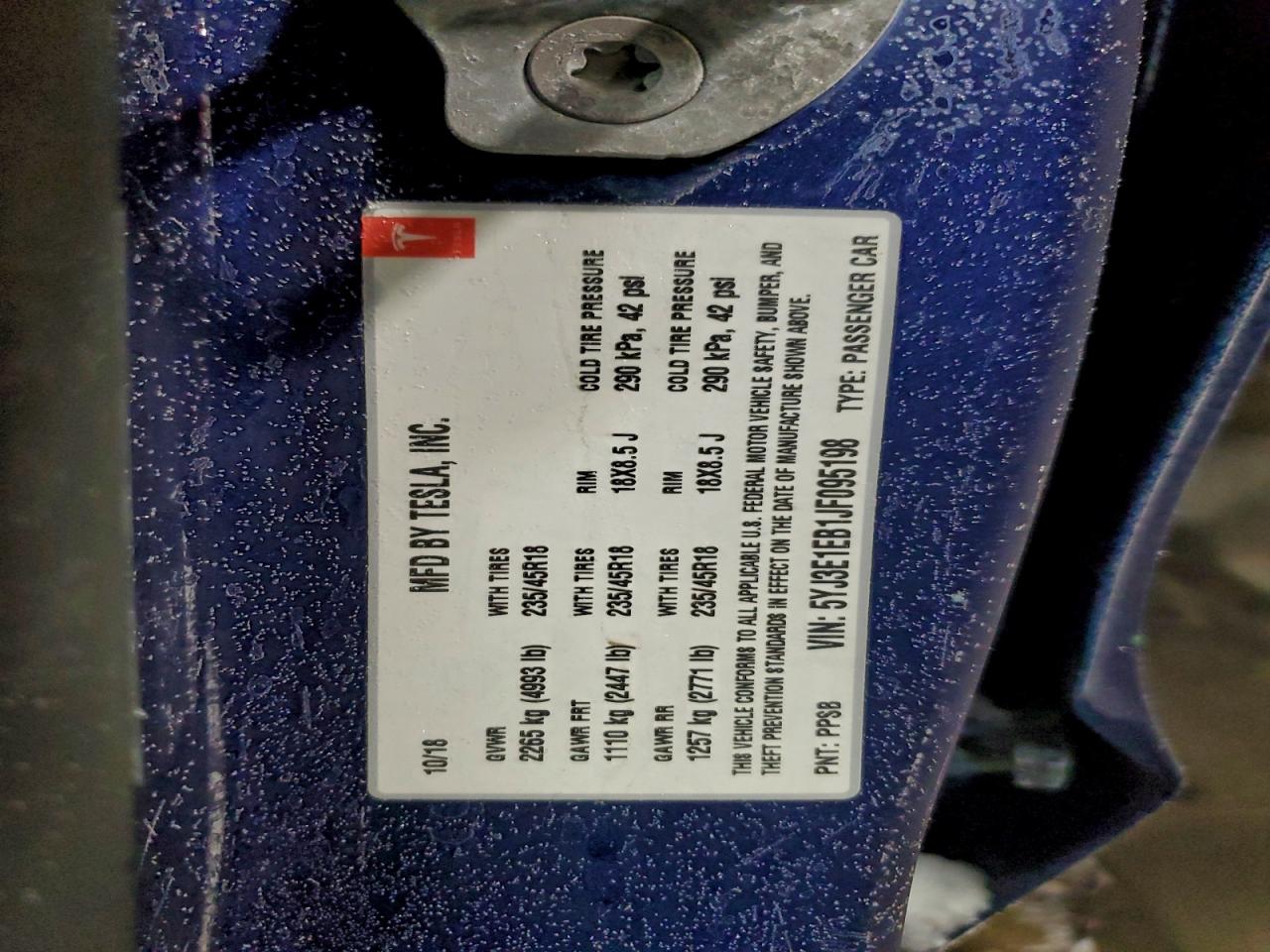 Tesla Model 3 Image 11