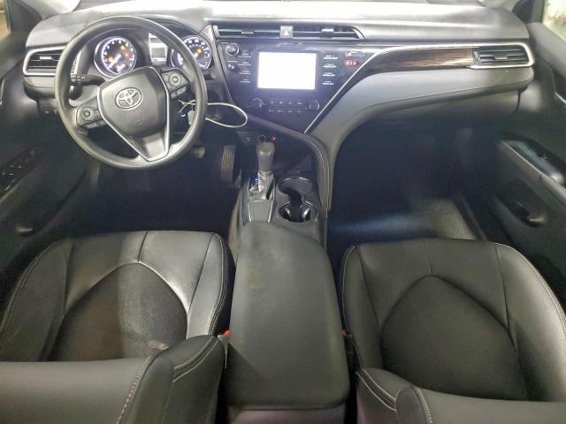 Toyota Camry L Image 3