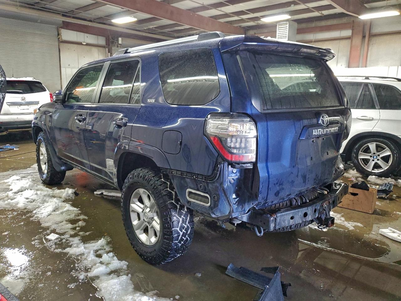 Toyota 4Runner Sr5/sr5 Premium Image 11