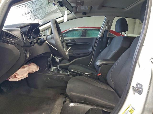 Ford Fiesta Se Image 8