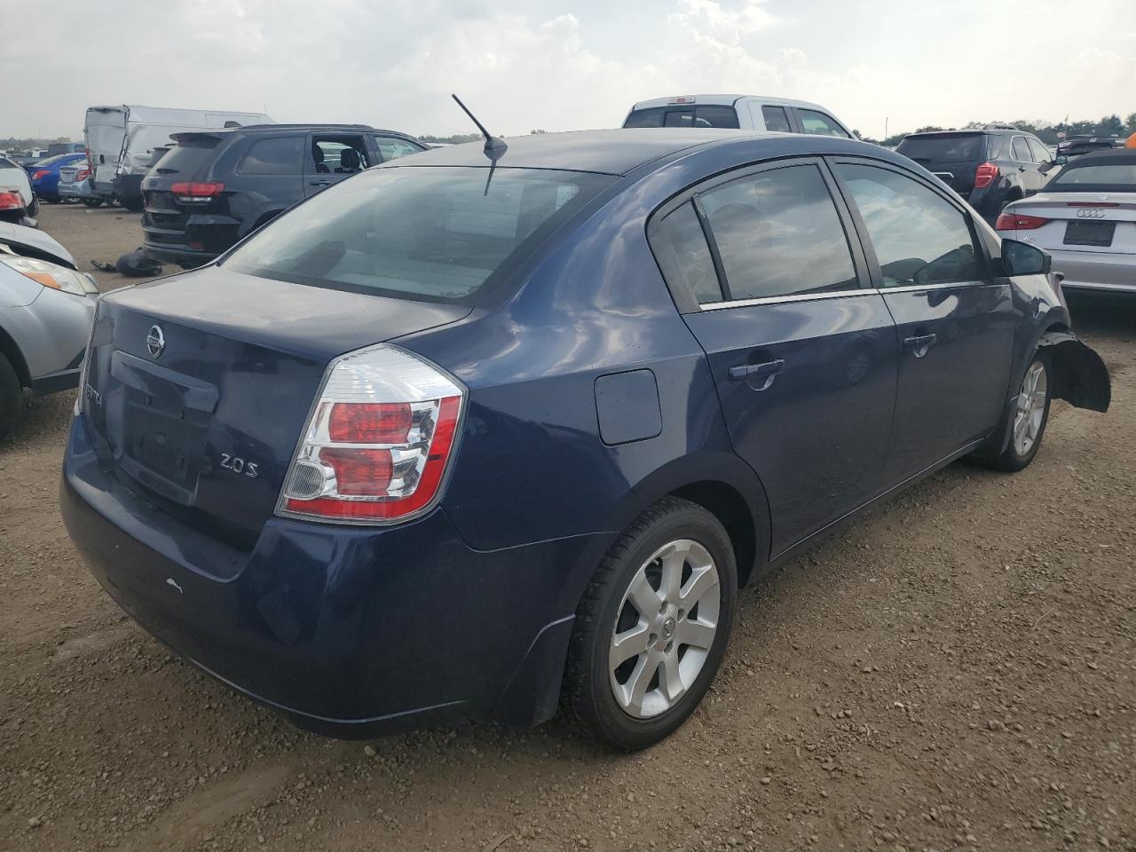 Nissan Sentra 2.0 Image 2