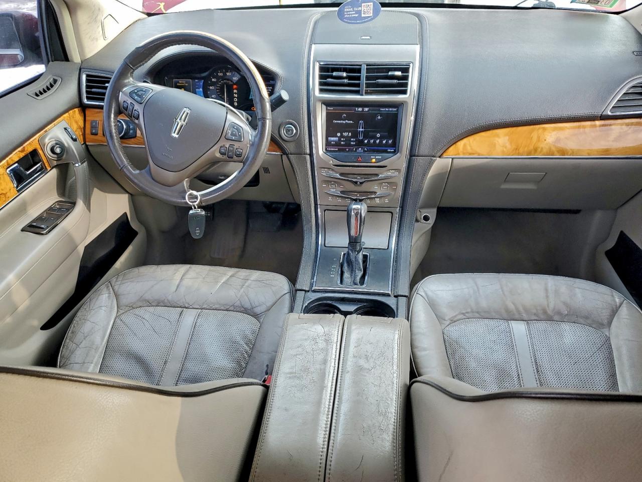 Lincoln MKX Image 10