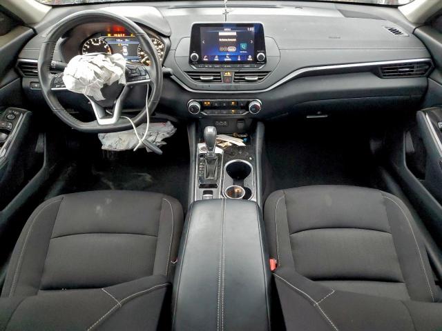 Nissan Altima Sv Image 10