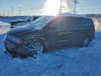  Salvage Chrysler Minivan
