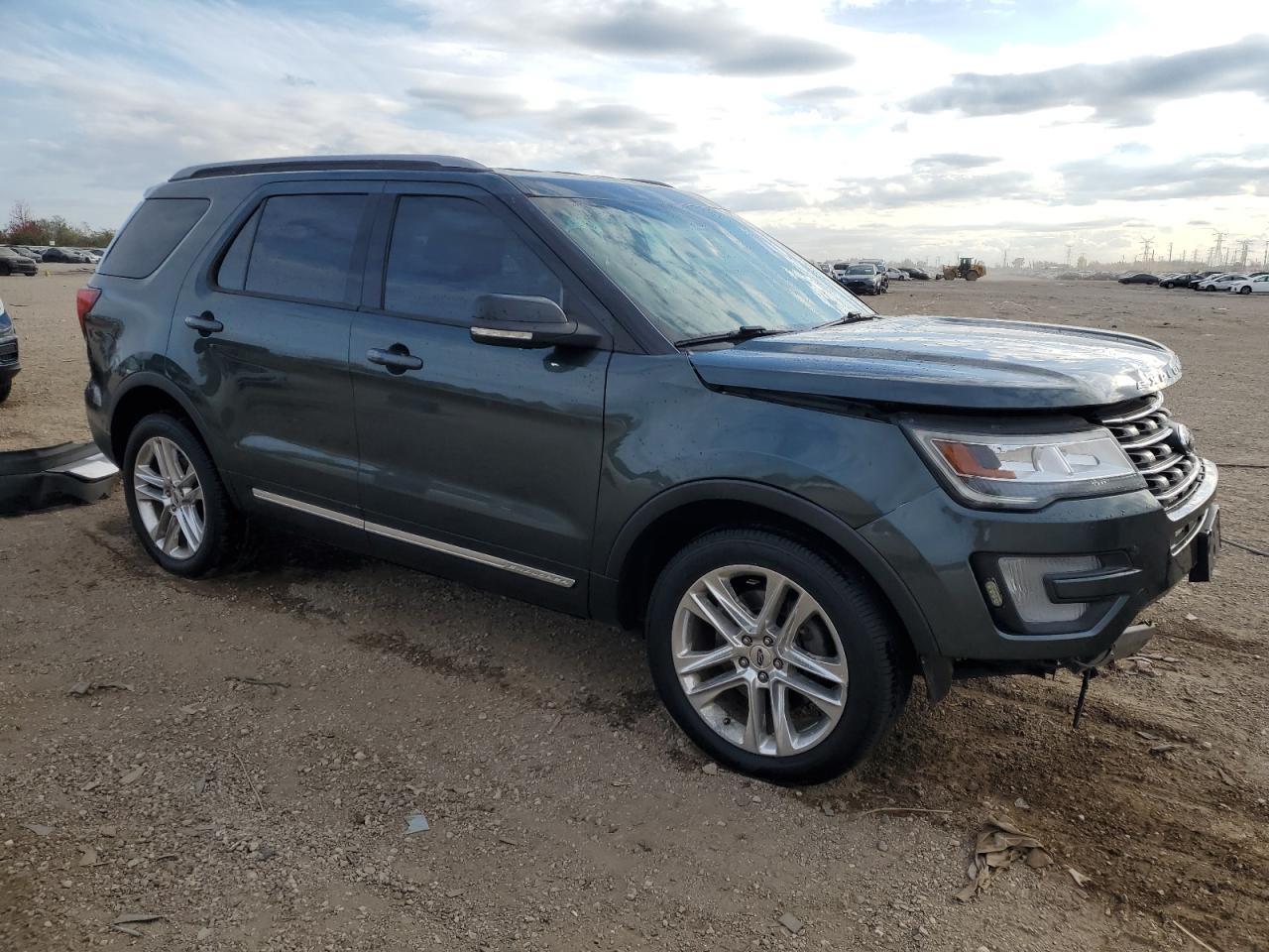 Ford Explorer Xlt Image 5