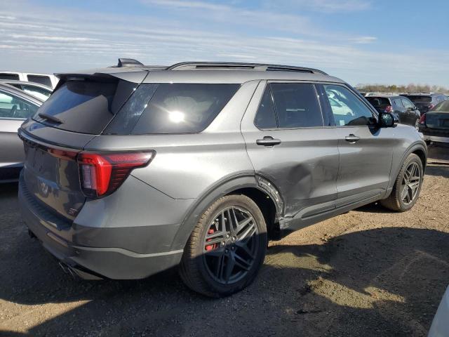 Ford Explorer St Image 4