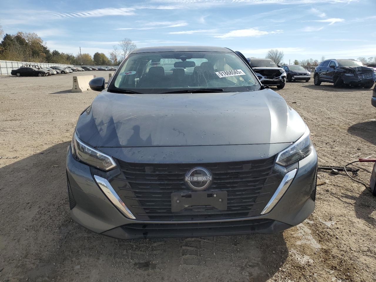 Nissan Sentra S Image 5