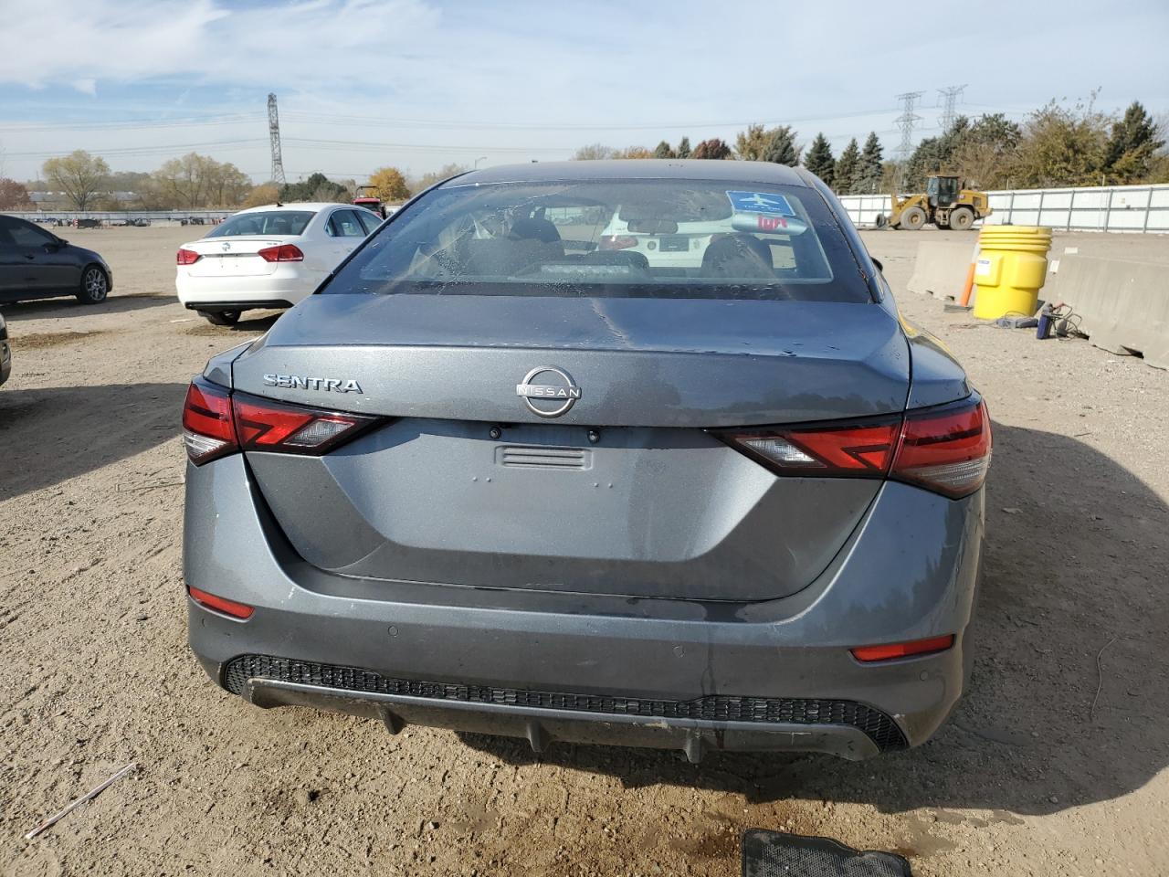 Nissan Sentra S Image 6