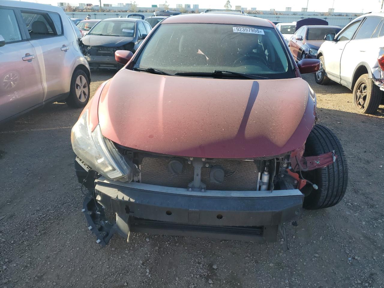 Nissan Altima 2.5 Image 4