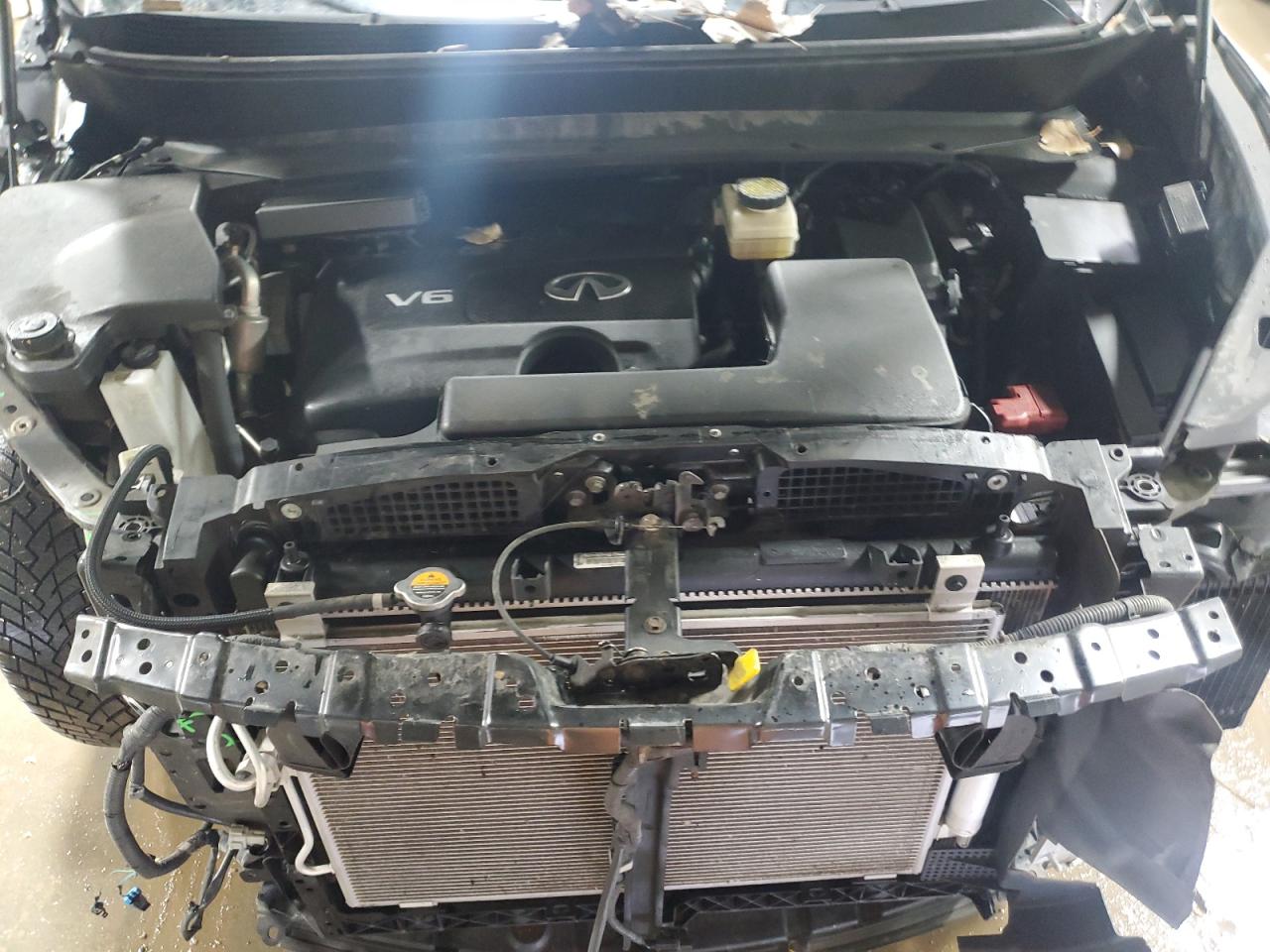 INFINITI Qx Luxe Image 12