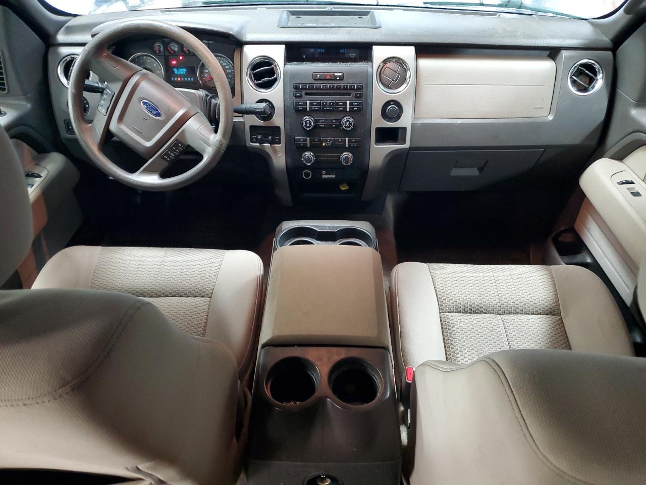 Ford F-150 Supercrew Image 6