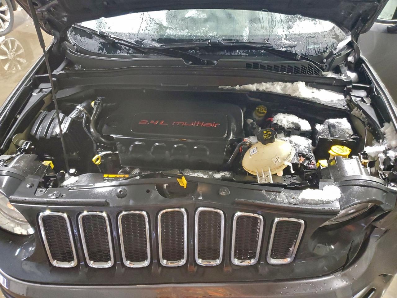 Jeep Renegade Latitude Image 12