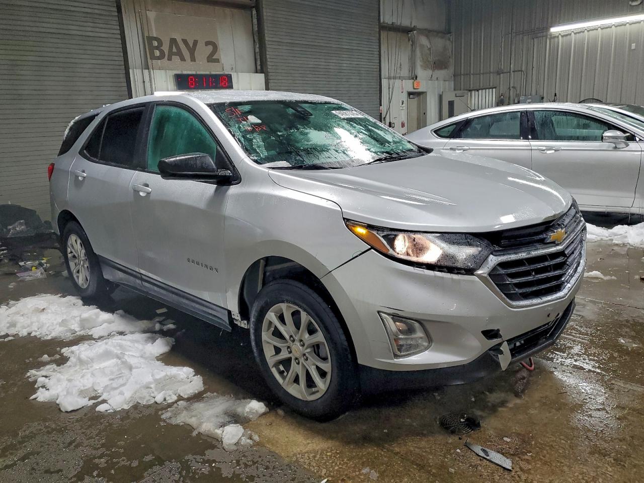Chevrolet Equinox Ls Image 3