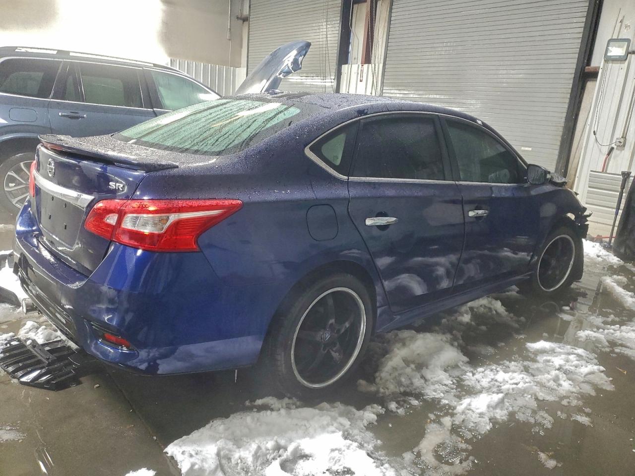 Nissan Sentra S Image 3