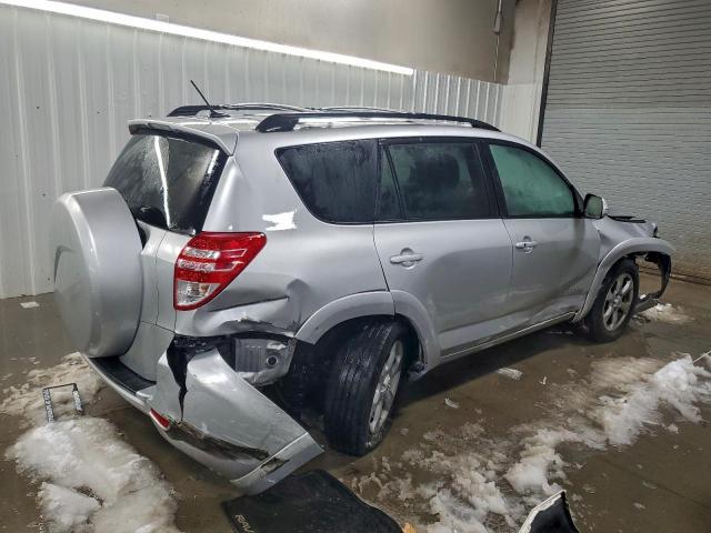 Toyota RAV4 Limited Image 4