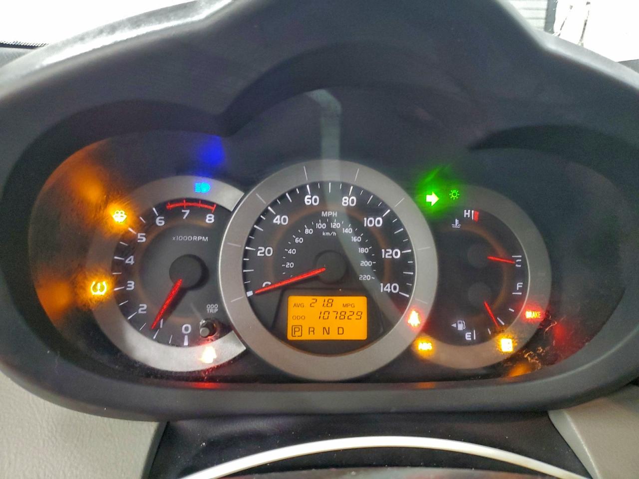 Toyota RAV4 Limited Image 9