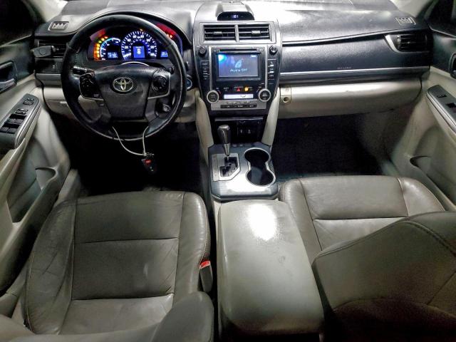 Toyota Camry Hybrid Image 4