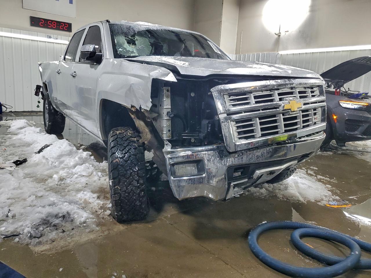 Chevrolet Silverado K1500 Ltz Image 7