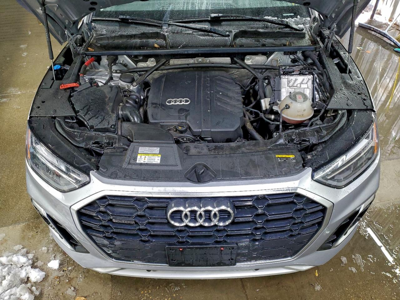 Audi Q5 Premium 45 Image 3