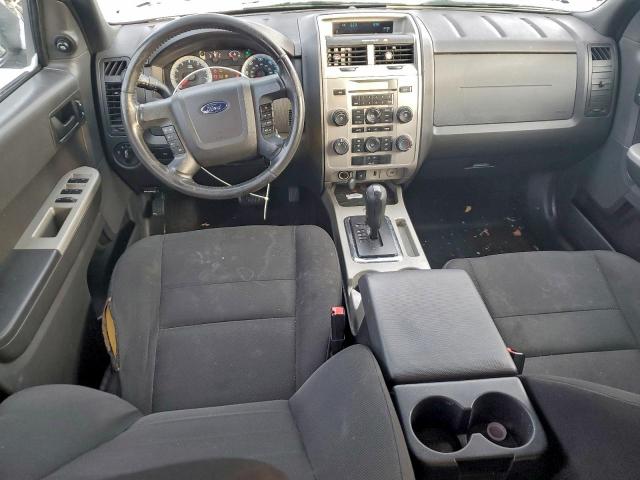 Ford Escape Xlt Image 8