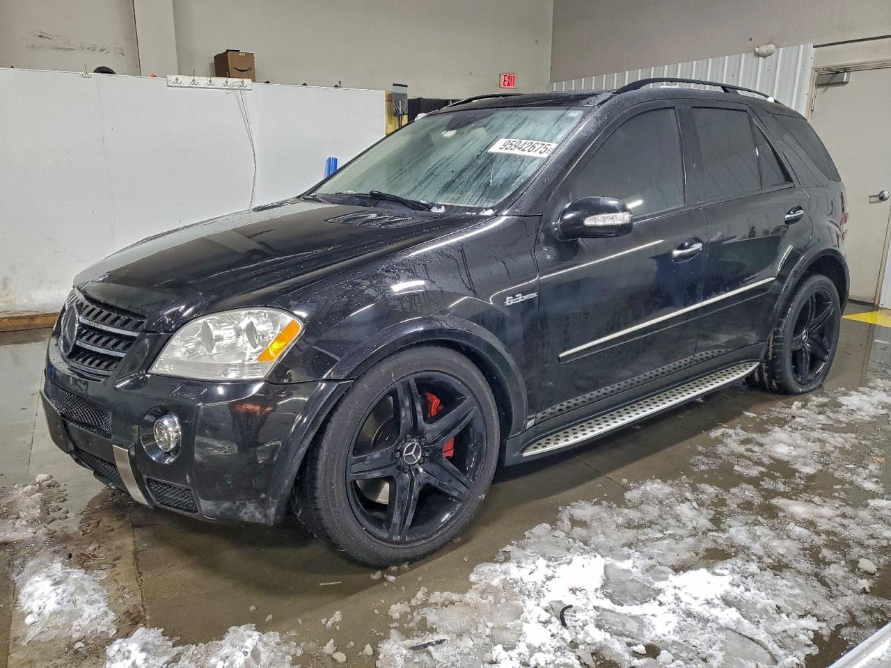 Mercedes-Benz M-Class 63 Amg Image 1