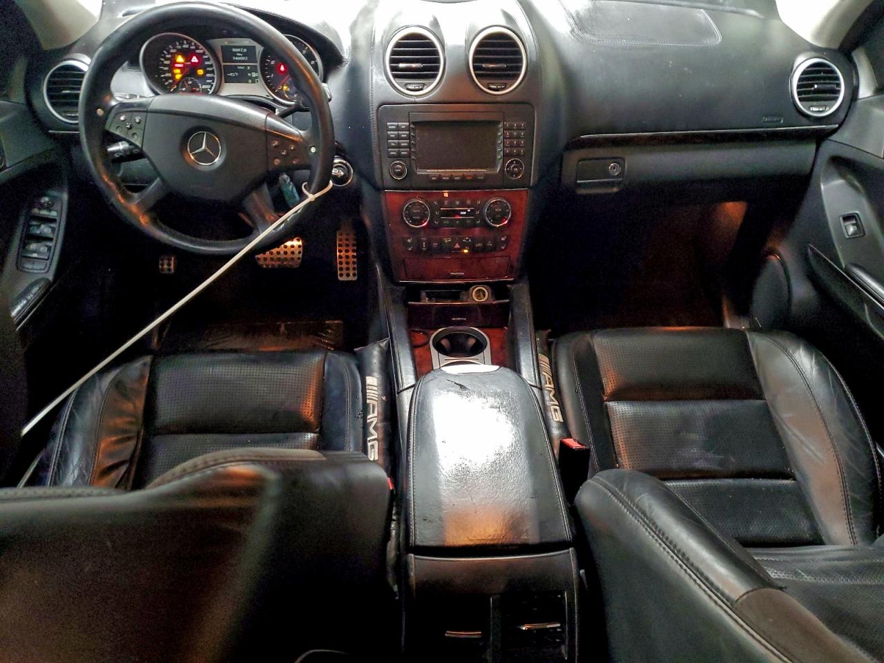 Mercedes-Benz M-Class 63 Amg Image 8