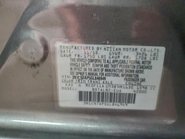 Nissan Versa S Image 8