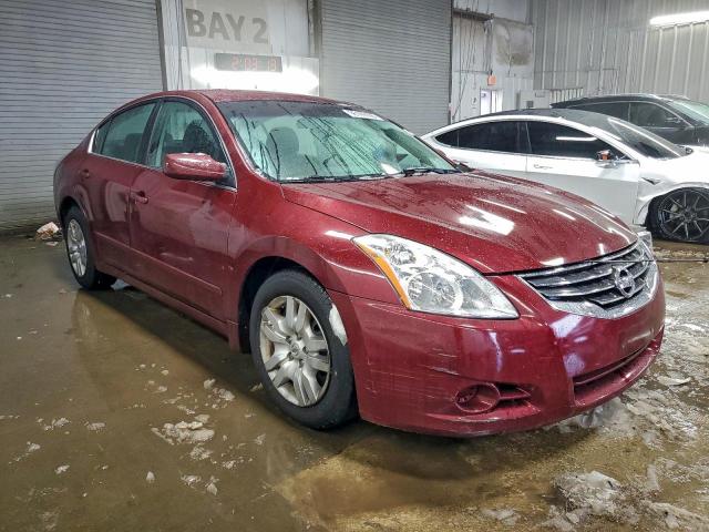 Nissan Altima Base Image 6