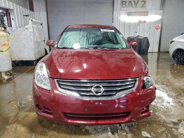 Nissan Altima Base Image 7