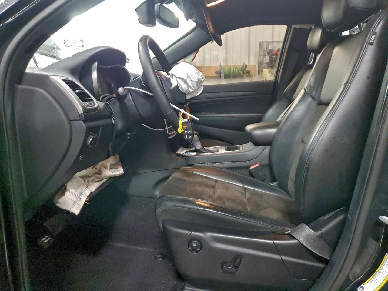 Jeep Grand Cherokee Laredo Image 3