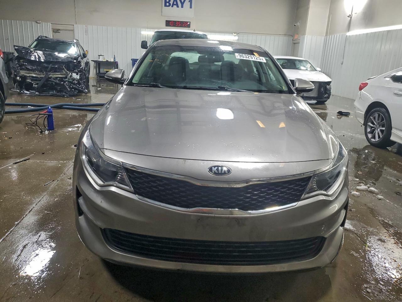 Kia Optima Lx Image 3