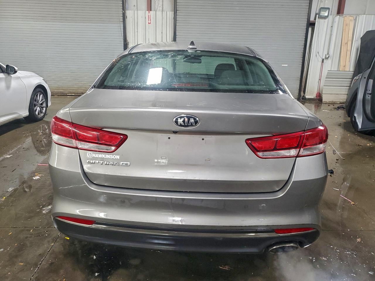 Kia Optima Lx Image 9