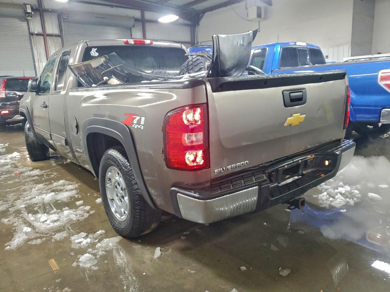 Chevrolet Silverado K1500 Lt Image 4