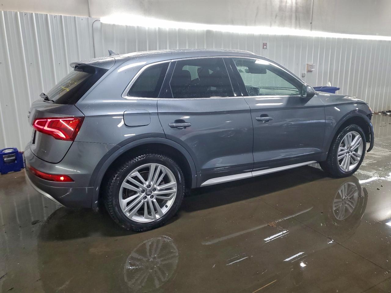 Audi Q5 Premium Plus Image 3
