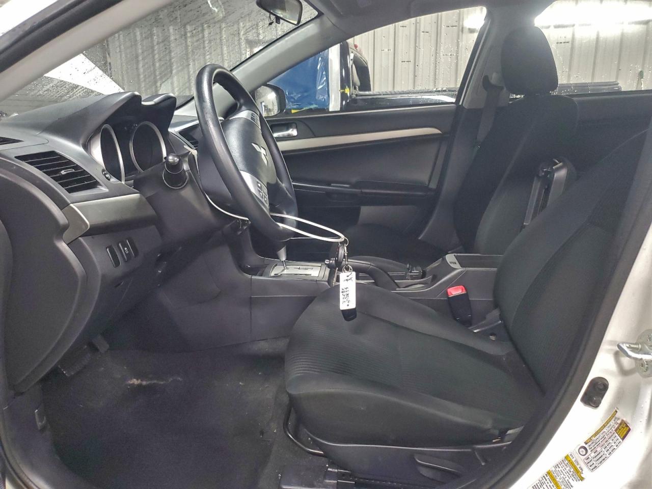 Mitsubishi Lancer Es Image 6