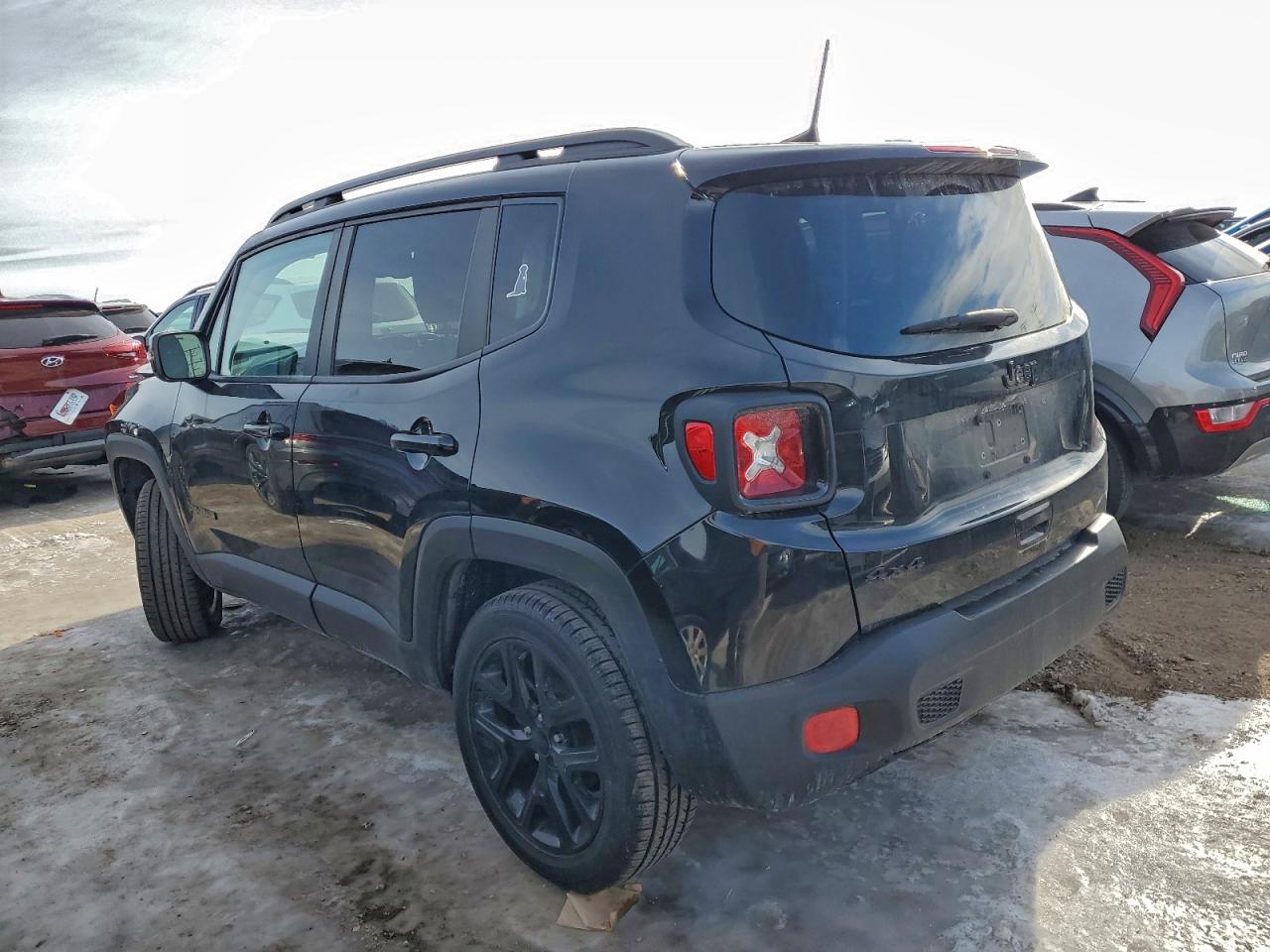 Jeep Renegade Latitude Image 2