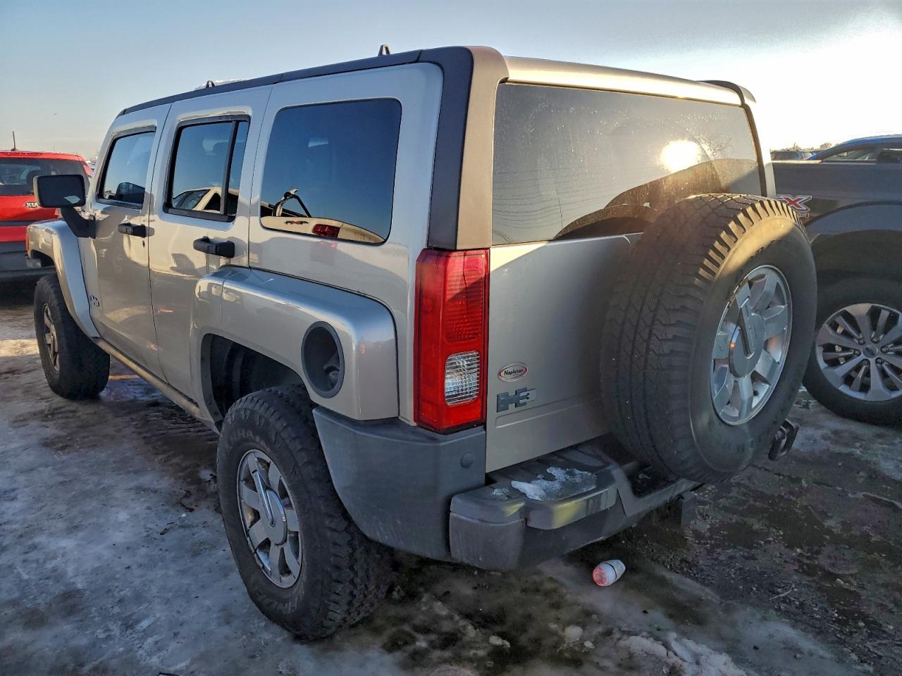 HUMMER H3 Image 12