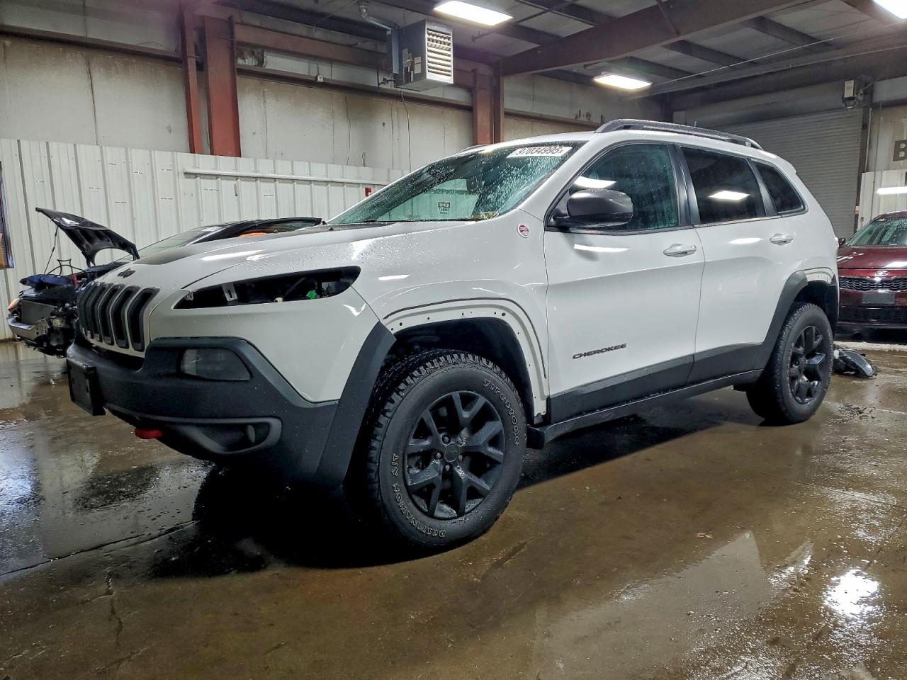 Jeep Cherokee Trailhawk Image 1