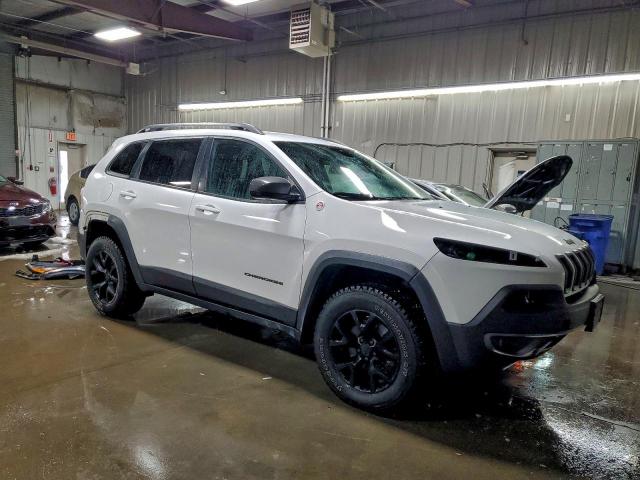 Jeep Cherokee Trailhawk Image 3