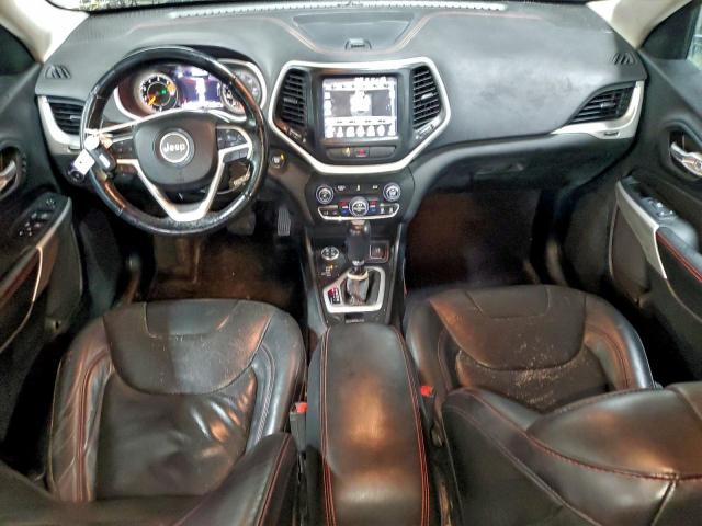 Jeep Cherokee Trailhawk Image 13