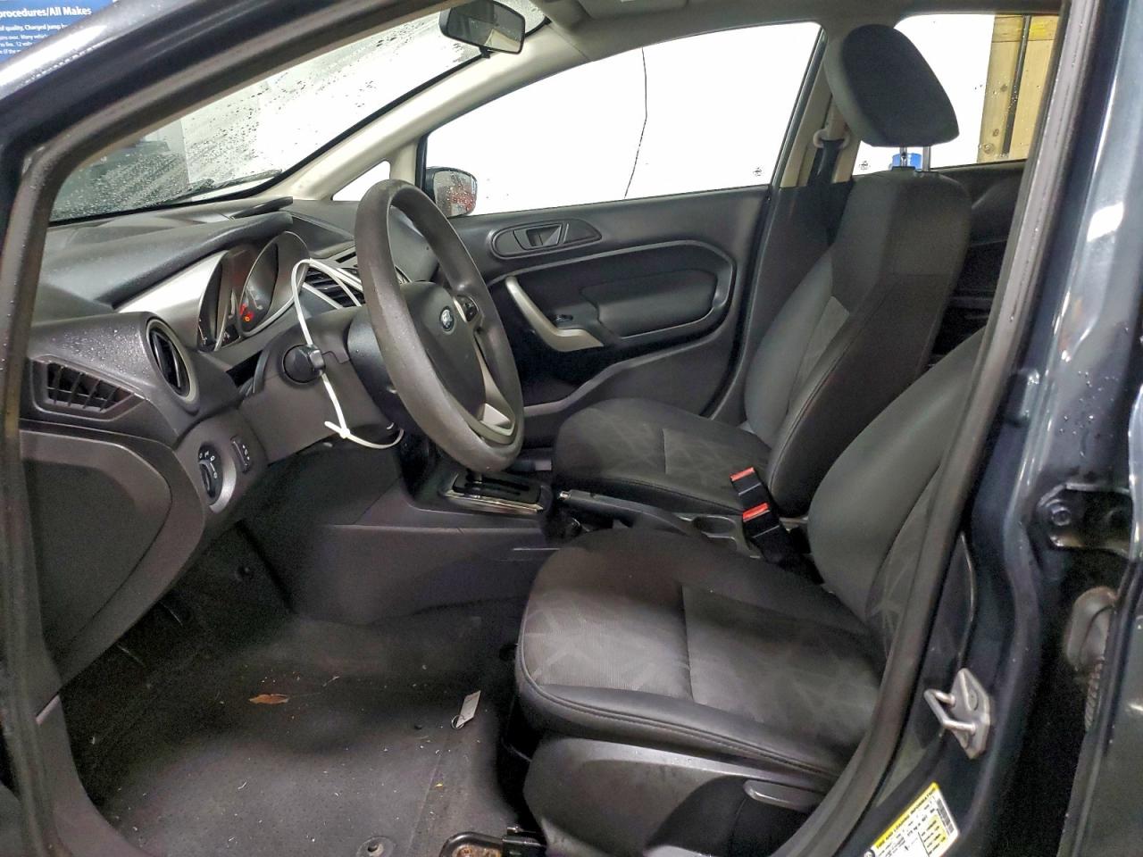 Ford Fiesta Se Image 10