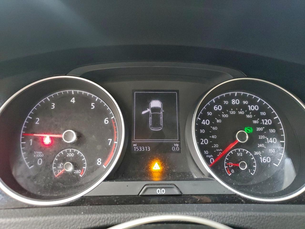 Volkswagen Golf Image 8