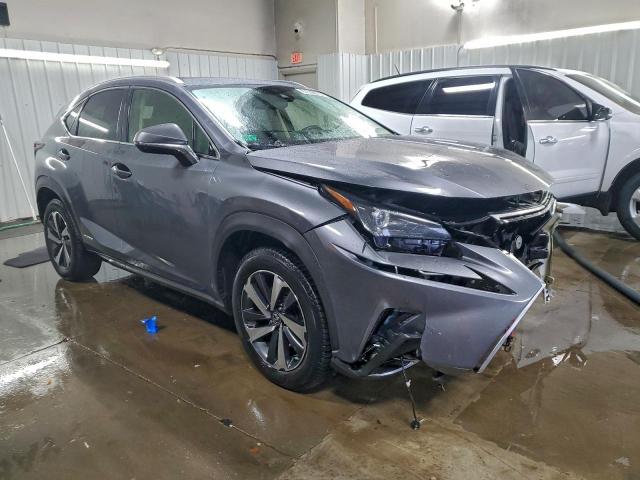 Lexus NX 300h Image 2