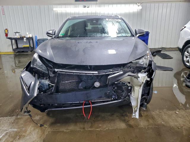 Lexus NX 300h Image 8