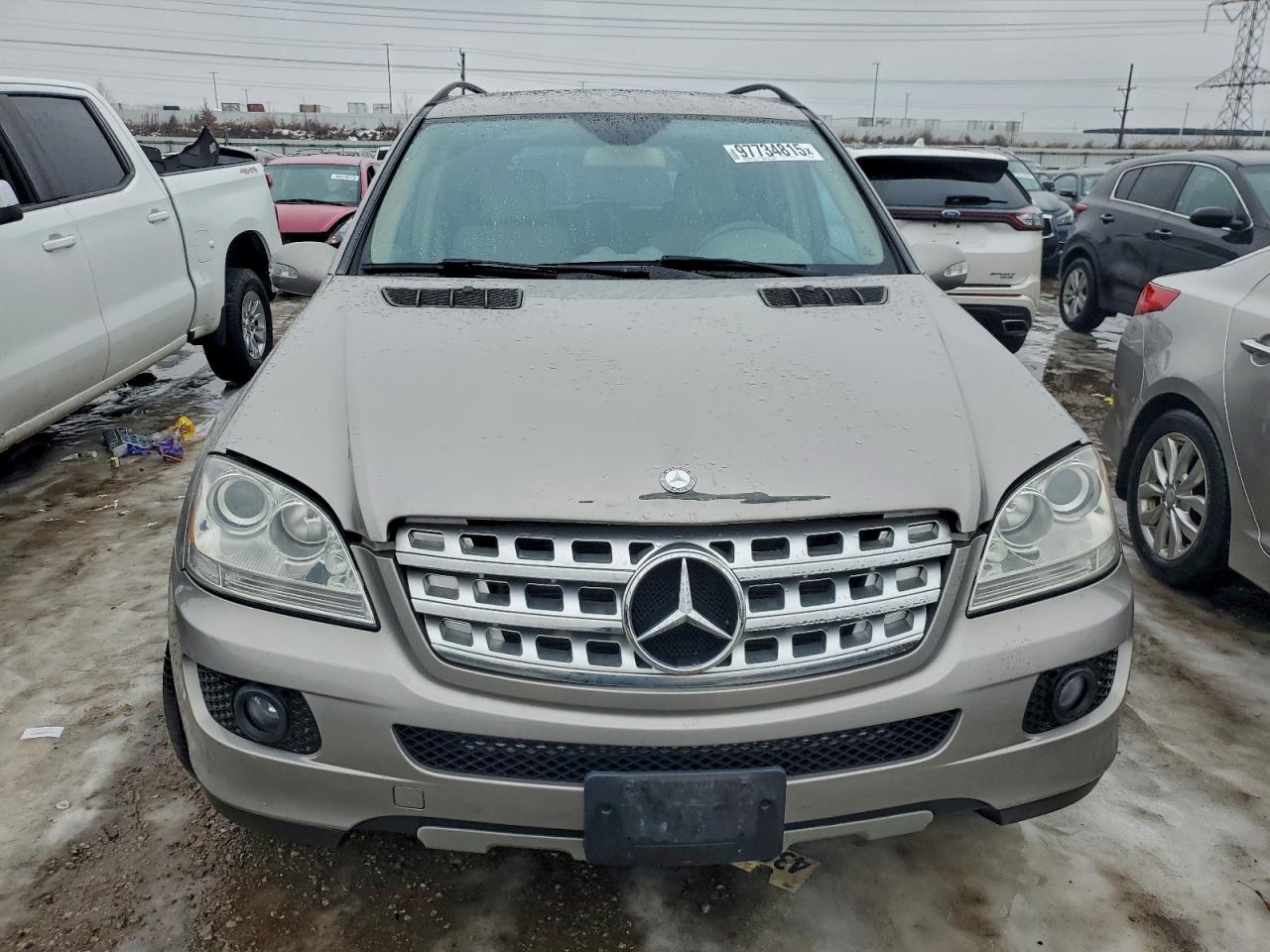 Mercedes-Benz M-Class 350 Image 3