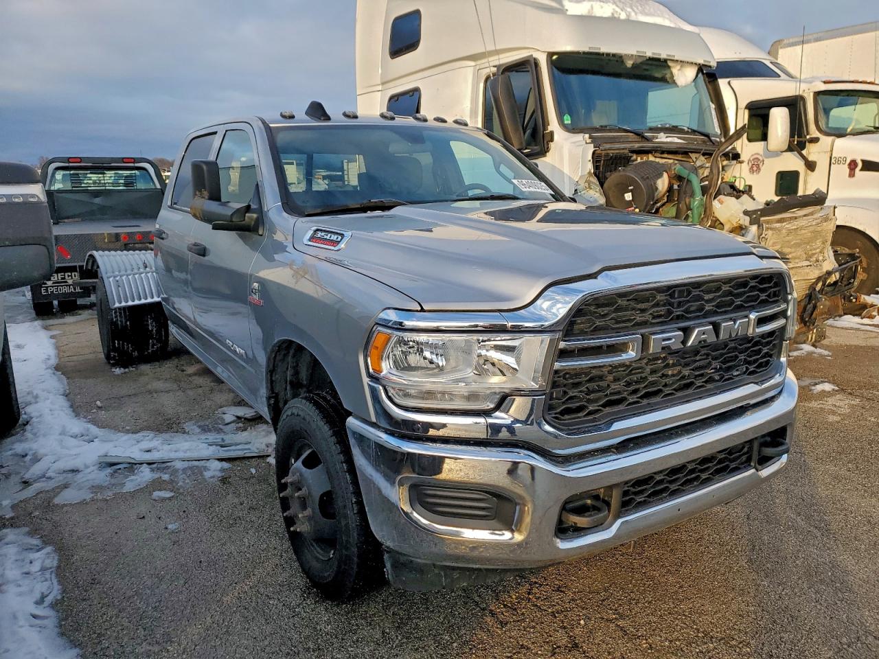 Ram 3500 Tradesman Image 3