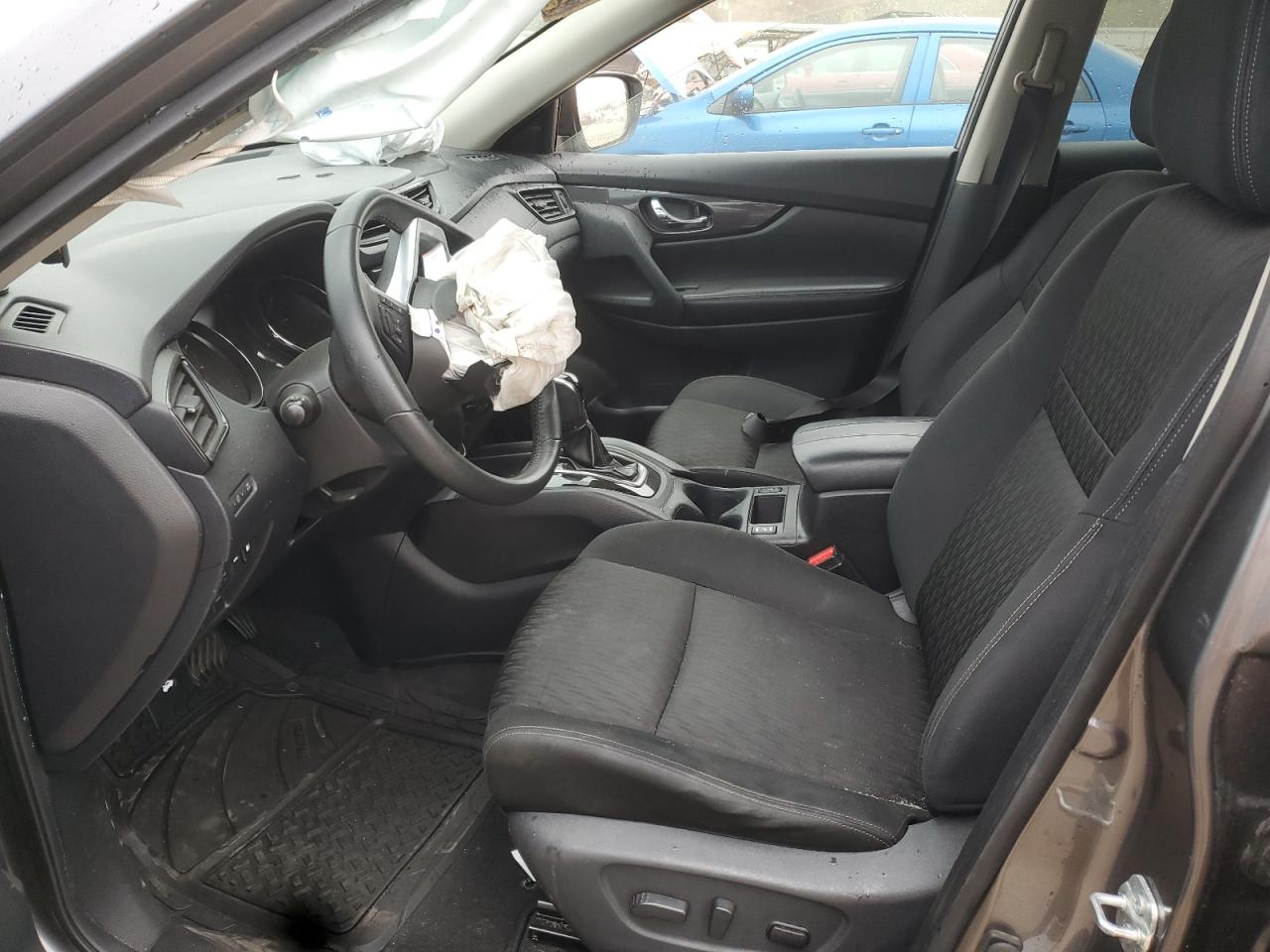 Nissan Rogue S Image 9