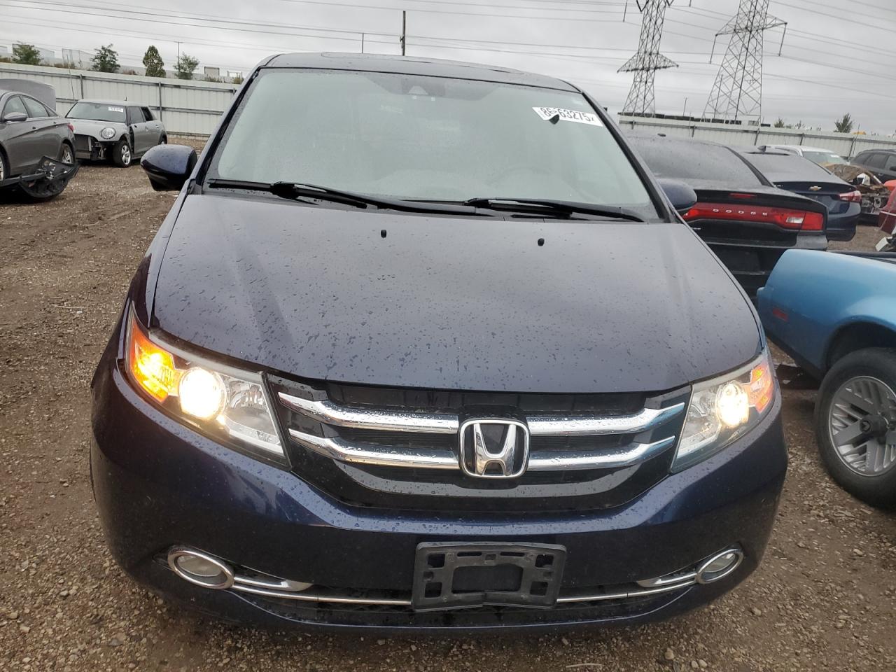 Honda Odyssey Touring Image 4
